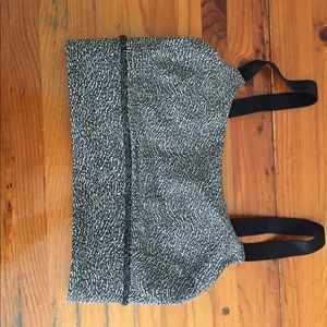 Lululemon sports bra